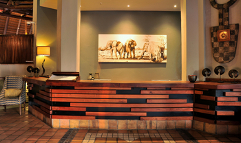 Victoria Falls Safari Lodge Victoria Falls Safari Lodge: Anrichte