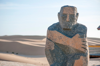 Desert Breeze Lodge Desert Breeze Lodge: Skulptur