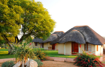 Frans Indongo Safari Lodge: Bungalows