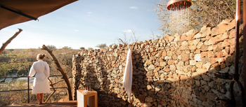 Legendary Mwiba Lodge: Außendusche