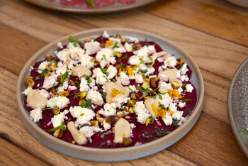 Siringit Villa: Küche