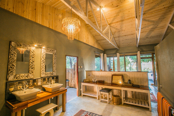 The Hide: Tom's Little Hide