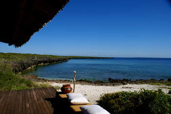 Nuarro Lodge: Deck mit Kissen