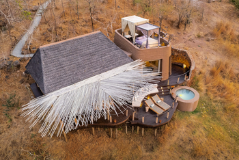 Puku Ridge Camp: Chalet Luftbild