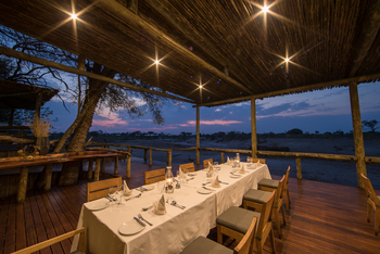 Savute Safari Lodge: .Dinnertafel