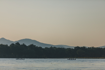 Classic Zambia Safaris Classic Zambia Safaris: Motorbootexkursion