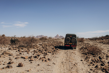 Huab Lodge: Nature Drive zur Spitzkoppe