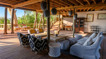 Jacana Camp: Lounge und Deck