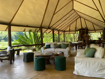 Kitich Forest Camp: Lounge