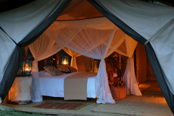 Saruni Wild: Interior und Beleuchtung Gästezelt