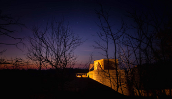 Puku Ridge Camp: Starbed