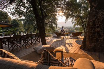 Serian Camp The Original: Zentralbereich