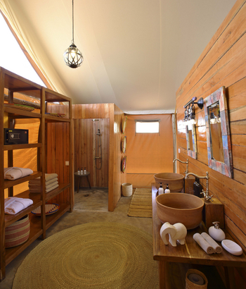 Tarangire Ndovu Tented Lodge: Gästebad