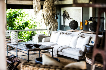 Abu Camp Abu Camp: Lounge