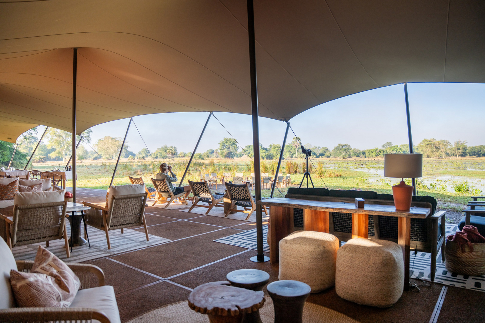 Chicari Camp Chicari Camp: Blick aus dem Hauptzelt