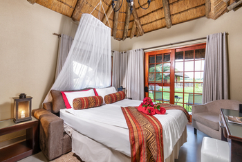 Frans Indongo Safari Lodge: Family Unit Kinderzimmer