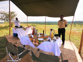 Ishasha Wilderness Camp: Lunch al fresco