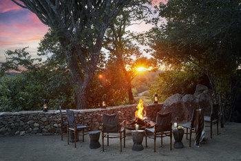 Legendary Mwiba Lodge: Feuerplatz