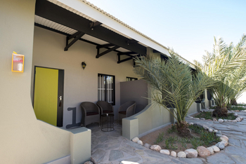 Namib Desert Lodge: Zugang zum Family Room