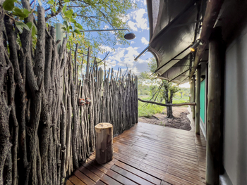 Ongava Tented Camp: Außendusche