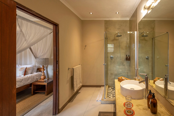 Onguma Bush Camp: Loft und Familienzimmer