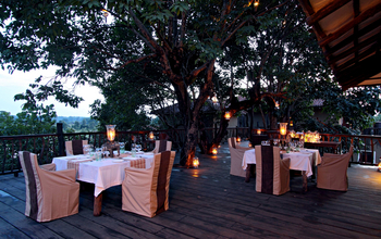 Samode Safari Lodge Samode Safari Lodge: Dinner auf dem Restaurantdeck
