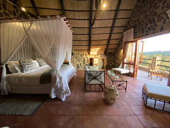 Big Cave Camp Big Cave Camp: Innenbereich Gästezimmer