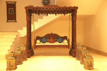 Chandela: Lobby und zentrale Einrichtungen