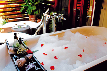 Elewana Arusha Coffee Lodge: Plantation Suite