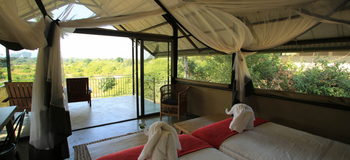 Kavinga Safari Camp: Gästezelt mit Elefantenhandtüchern