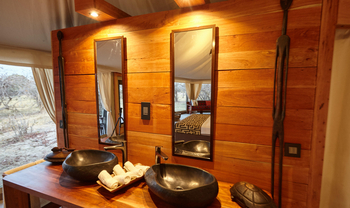 Konkamoya Lodge: Waschtisch