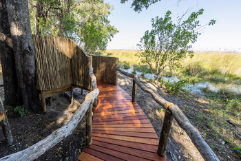 Shinde Footsteps Shinde Footsteps: Zugang zur Außendusche