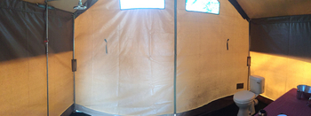 Camp Mana: Badezimmer