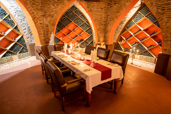 Le Mirage: Dinner im Weinkeller