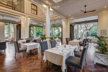 The Palm River Hotel: Dining Hall