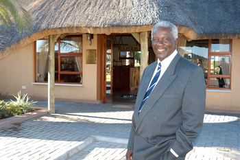 Frans Indongo Safari Lodge: Dr. Indongo