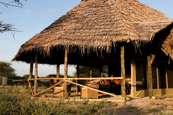 Kambi Ya Tembo: Gästezelt von außen