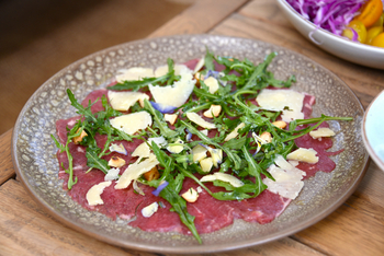 Siringit Villa: Küche