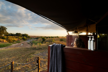 Elewana Sand River Masai Mara Camp Elewana Sand River Masai Mara Camp: Family Tent Dusche