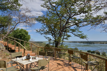 Muchenje Safari Lodge: Zwischendeck