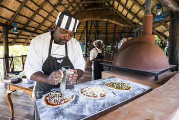 Mukambi Safari Lodge: Koch