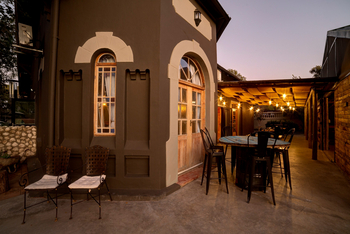 Naankuse @ Utopia: Innenhof