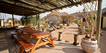 Namtib Desert Lodge: Patio