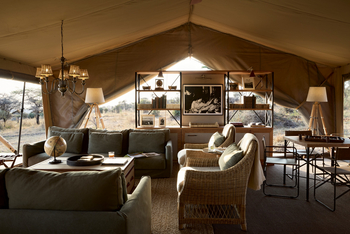 Out of Africa Legend by Laba Explorer: Lounge