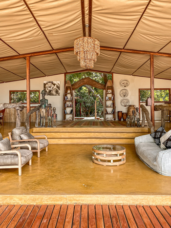 Potato Bush Camp: Lounge