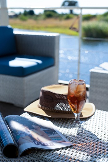 Zambezi Queen Zambezi Queen: Sundowner