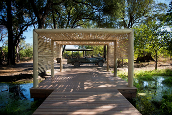 Nxabega Okavango Tented Camp: Vorfahrt