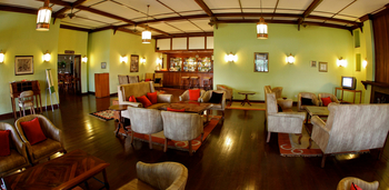 Paraa Safari Lodge: Bar