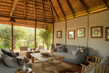 Nokanyana Camp: Lounge